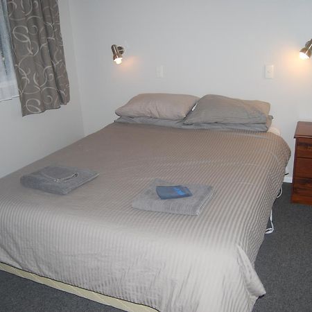Ohakune Central Backpackers & Cabins Екстер'єр фото